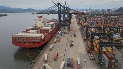 Exportadores de cereais pedem ao governo acordo com auditores da Receita