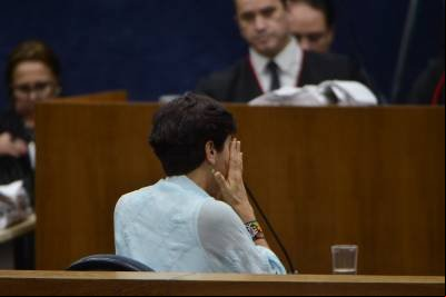 O julgamento durou 10 dias e é o mais longo da história do DF. Foram ouvidas oito testemunhas de acusação e 16 a favor da acusada. O depoimento mais longo, que durou cerca de dez horas, foi o da delegada responsável por indiciar Adriana pelo triplo homicídio